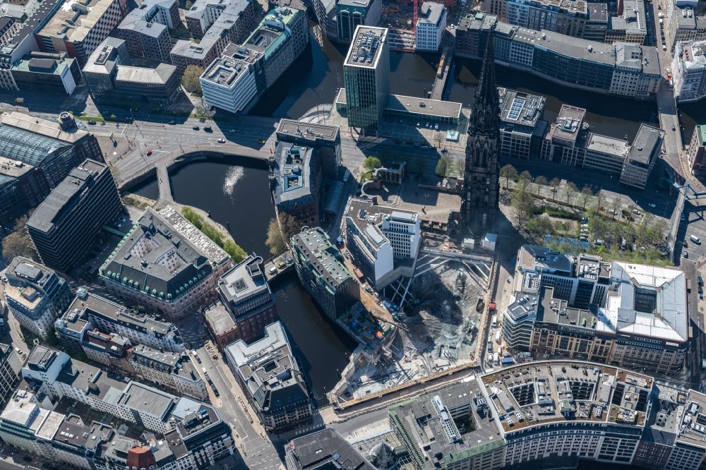 Hamburg from the bird's eye view: Construction site for City Quarters Building BURSTAH on Grosser Burstah in Hamburg, Germany