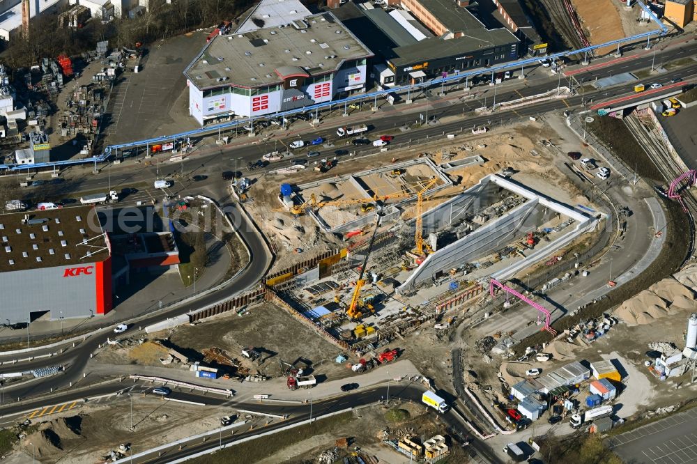 Berlin from above - Civil engineering construction sites for construction of the extension of the urban motorway - Autobahn Autobahn A100 in Berlin Neukoelln