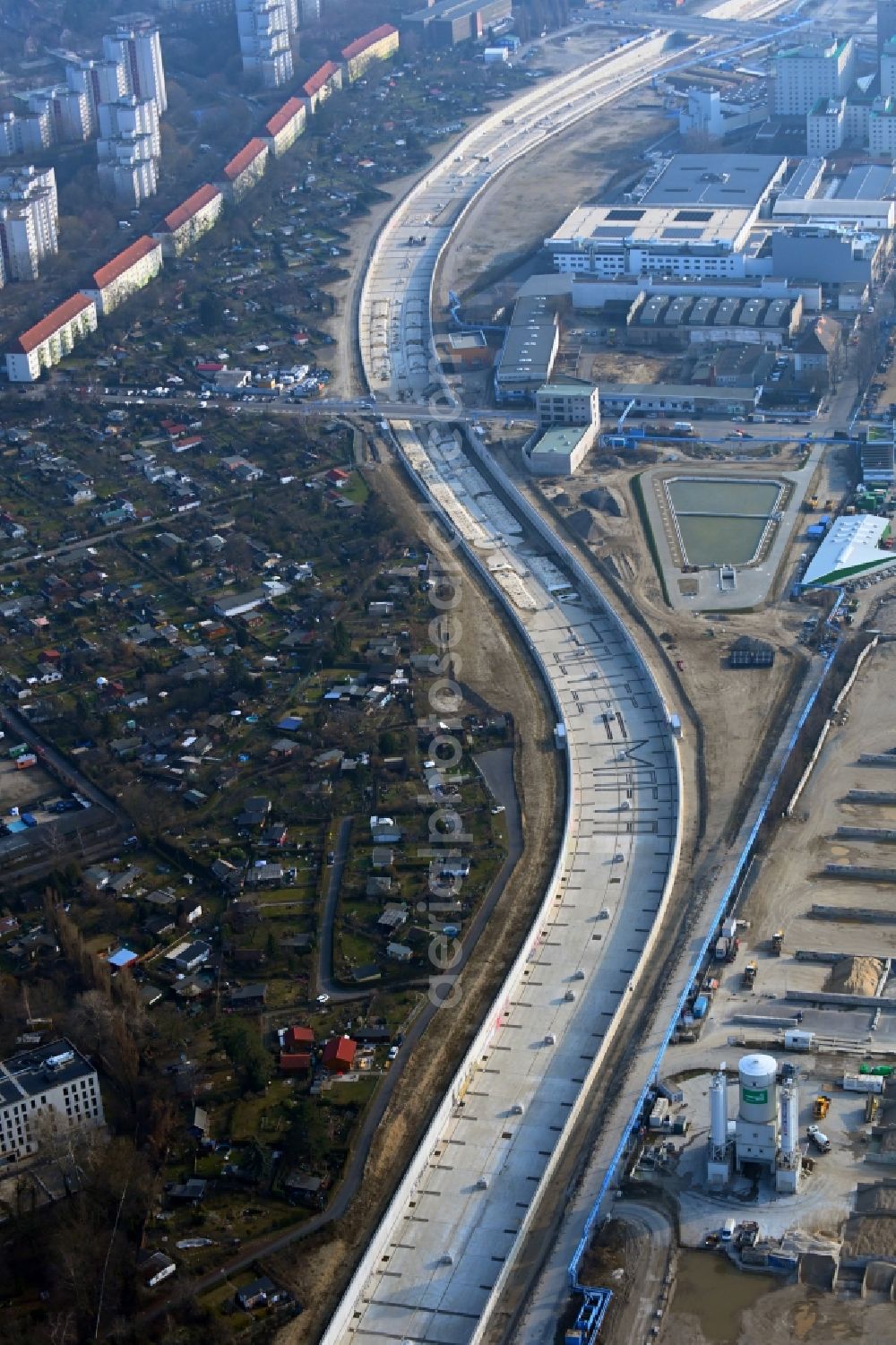 Aerial image Berlin - Civil engineering construction sites for construction of the extension of the urban motorway - Autobahn Autobahn A100 in Berlin Treptow