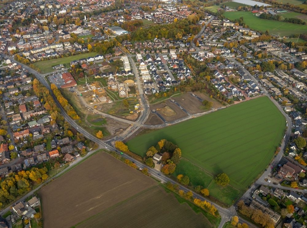 Bottrop from the bird's eye view: Construction sites for new construction residential, Schultenkamp, a single-family settlement on Kirchhellener ring and Hack Furth Road in Bottrop in North Rhine-Westphalia