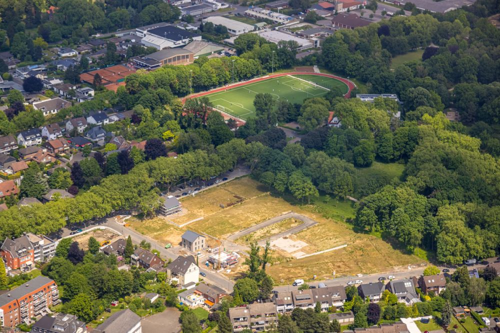 Aerial image Herne - Construction sites for the new residential area of a single-family house development on the former ashland sports field on Schaeferstrasse in Herne in the federal state of North Rhine-Westphalia, Germany
