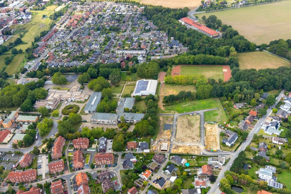 Aerial photograph Lünen - Construction sites for new construction residential area of detached housing estate along the Bergkampstrasse in Luenen in the state North Rhine-Westphalia, Germany