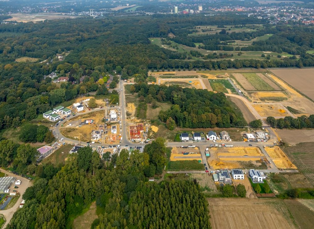 Gelsenkirchen from above - Construction sites for new construction residential area of detached housing estate along the Westerholter Strasse in Gelsenkirchen in the state North Rhine-Westphalia, Germany