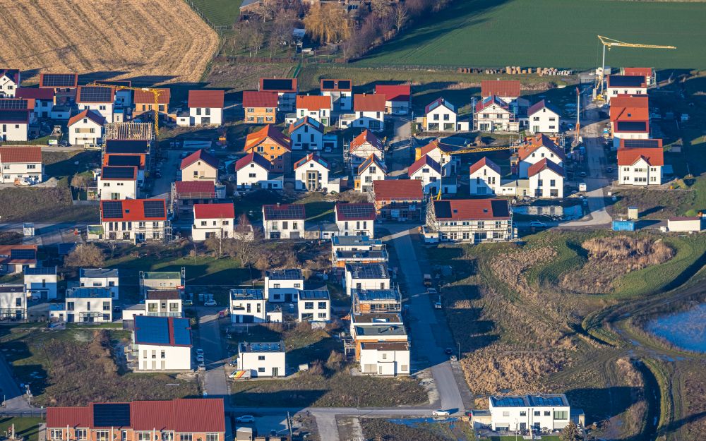 Soest from above - Construction sites for new construction residential area of detached housing estate Neuer Soester Norden between Oestinghauser Landstrasse and Weslarner Weg in Soest in the state North Rhine-Westphalia, Germany