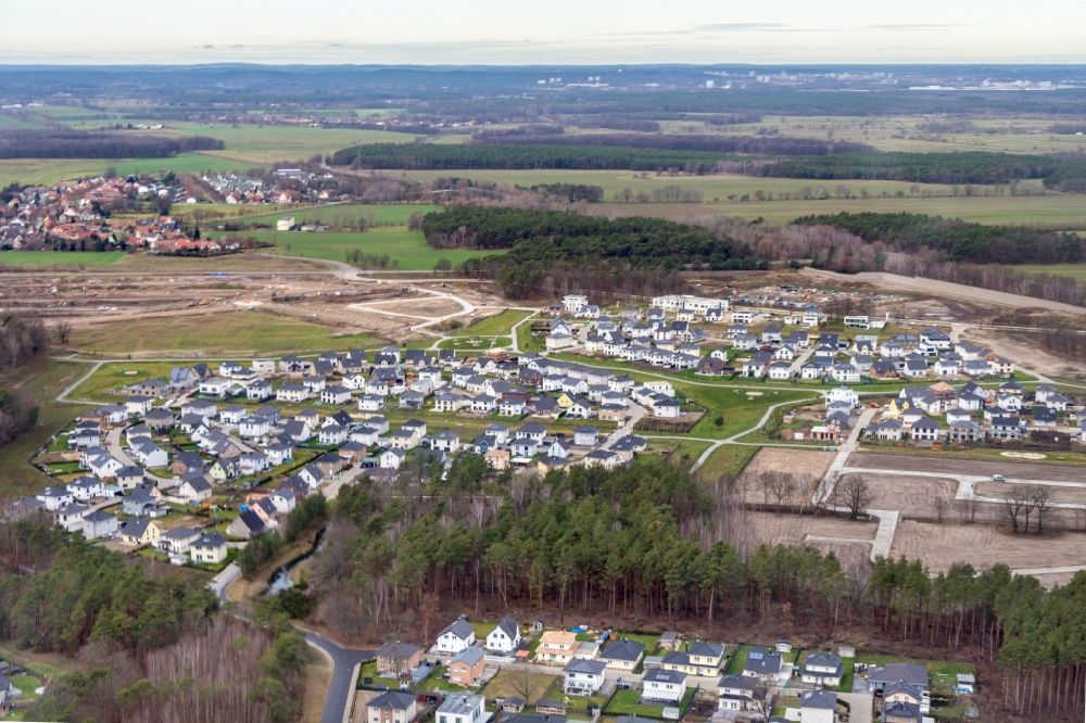 Aerial photograph Ludwigsfelde - Construction sites for new construction residential area of detached housing estate on Sartrering in Ludwigsfelde in the state Brandenburg, Germany