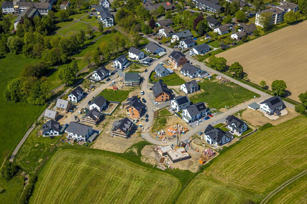 Aerial image Schmallenberg - Construction sites for new construction residential area of detached housing estate An der Viehbahn in Schmallenberg at Sauerland in the state North Rhine-Westphalia, Germany