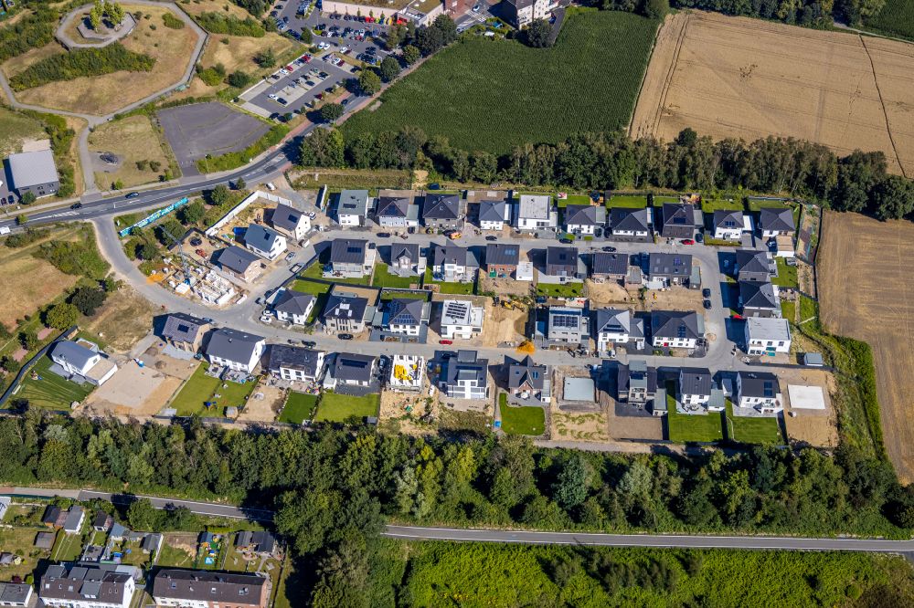 Aerial photograph Bochum - Construction sites for new construction residential area of detached housing estate Wohnpark Hiltrop on Marie-Luise-Tanski-Strasse in the district Hiltrop in Bochum at Ruhrgebiet in the state North Rhine-Westphalia, Germany
