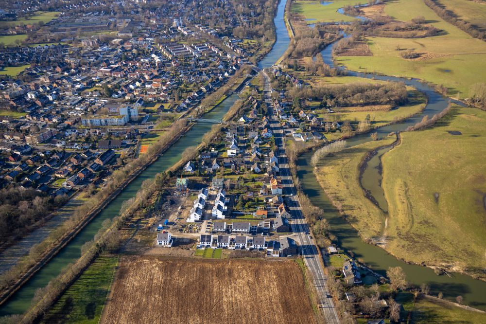 Aerial image Hamm - Construction sites for new construction residential area of detached housing estate Friedrichsfeld on the Lippestrasse in the district Mark in Hamm at Ruhrgebiet in the state North Rhine-Westphalia, Germany