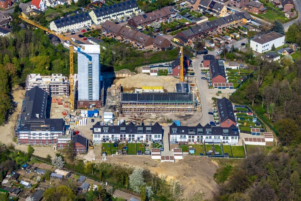 Oberhausen from the bird's eye view: Construction sites and development area for a new residential estate on site of the former mining pit and mine shaft IV of the Zeche Osterfeld in Oberhausen in the state of North Rhine-Westphalia