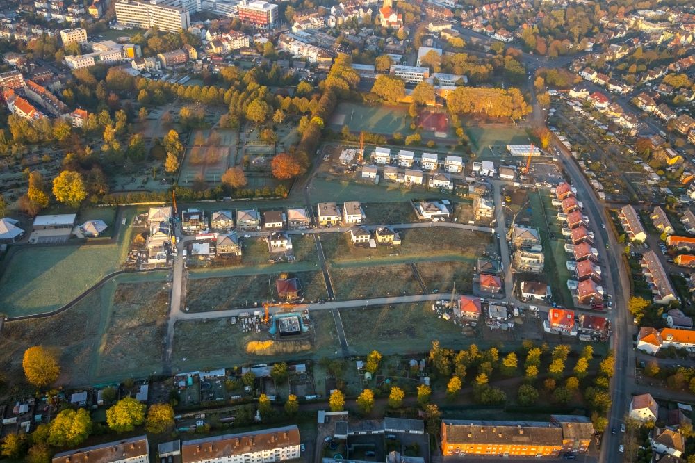 Hamm from the bird's eye view: Construction sites for the new residential area of a multi-family housing estate in Hamm in the state of North Rhine-Westphalia