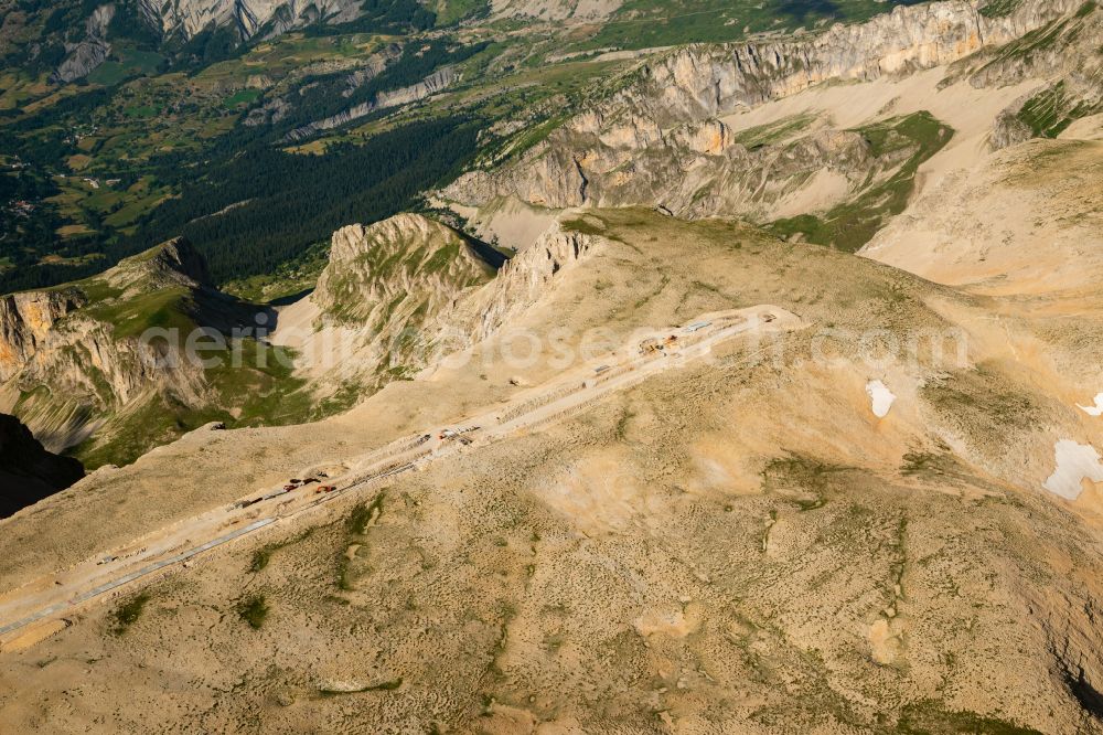 Aerial photograph Le Devoluy - Construction site extension of the Observatories with radio telescope and antennas of the Institute of Radioastronomy in the millimeter range on the Plateau de Bure in Le Devoluy in the Provence-Alpes-Cote d'Azur, France