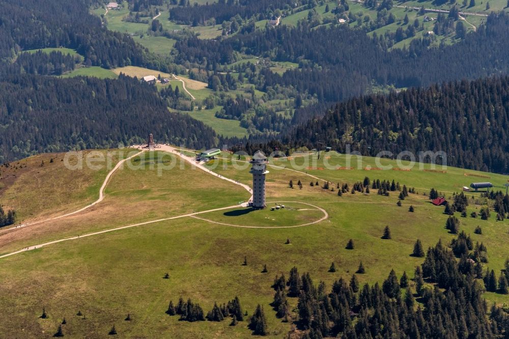 Aerial photograph Feldberg (Schwarzwald) - Structure of the observation tower on the mountaintop in Feldberg (Schwarzwald) at Schwarzwald in the state Baden-Wuerttemberg, Germany