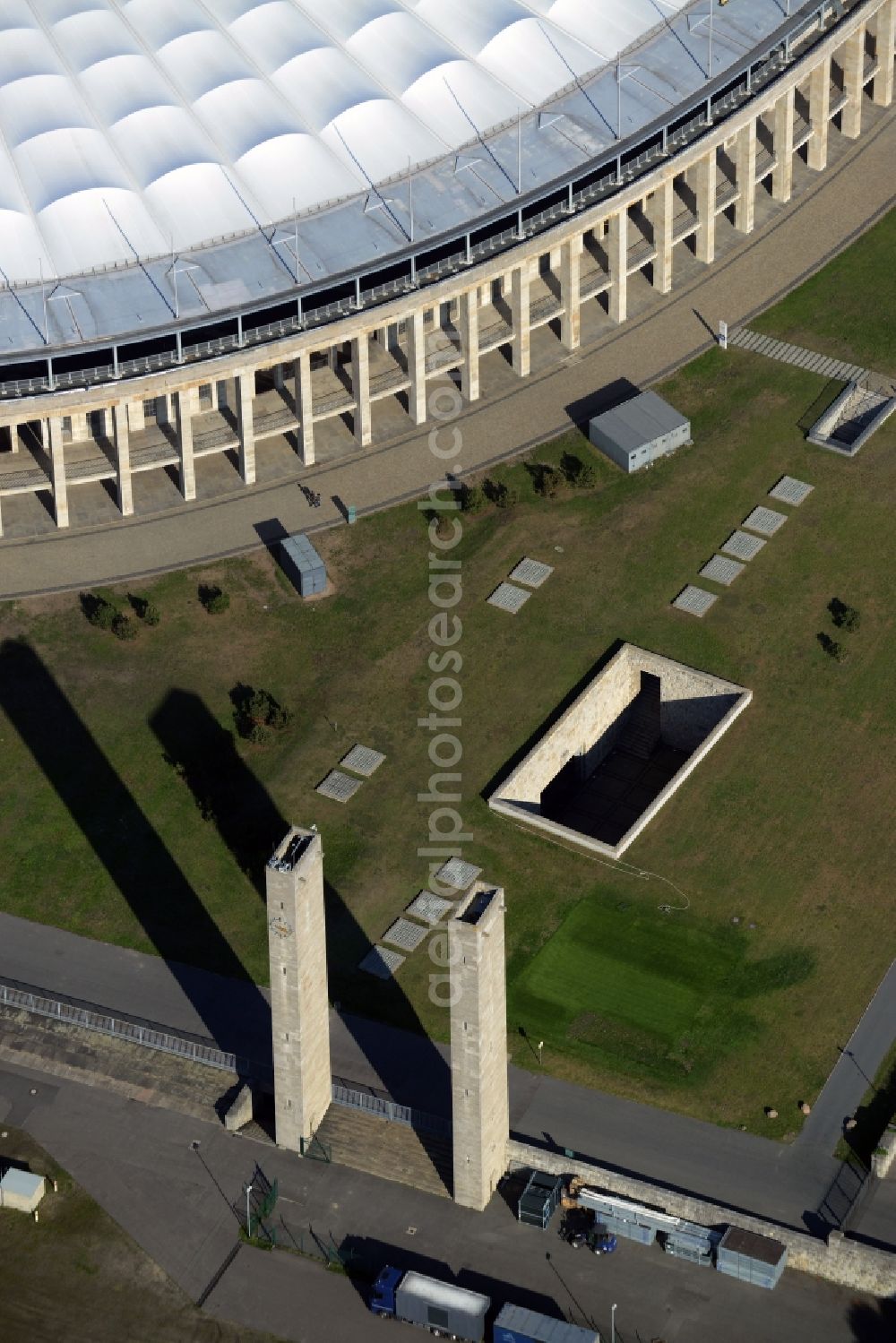 Aerial photograph Berlin - Structure of the observation tower Bell Tower of Berlin Olympic Stadium in Berlin in Germany