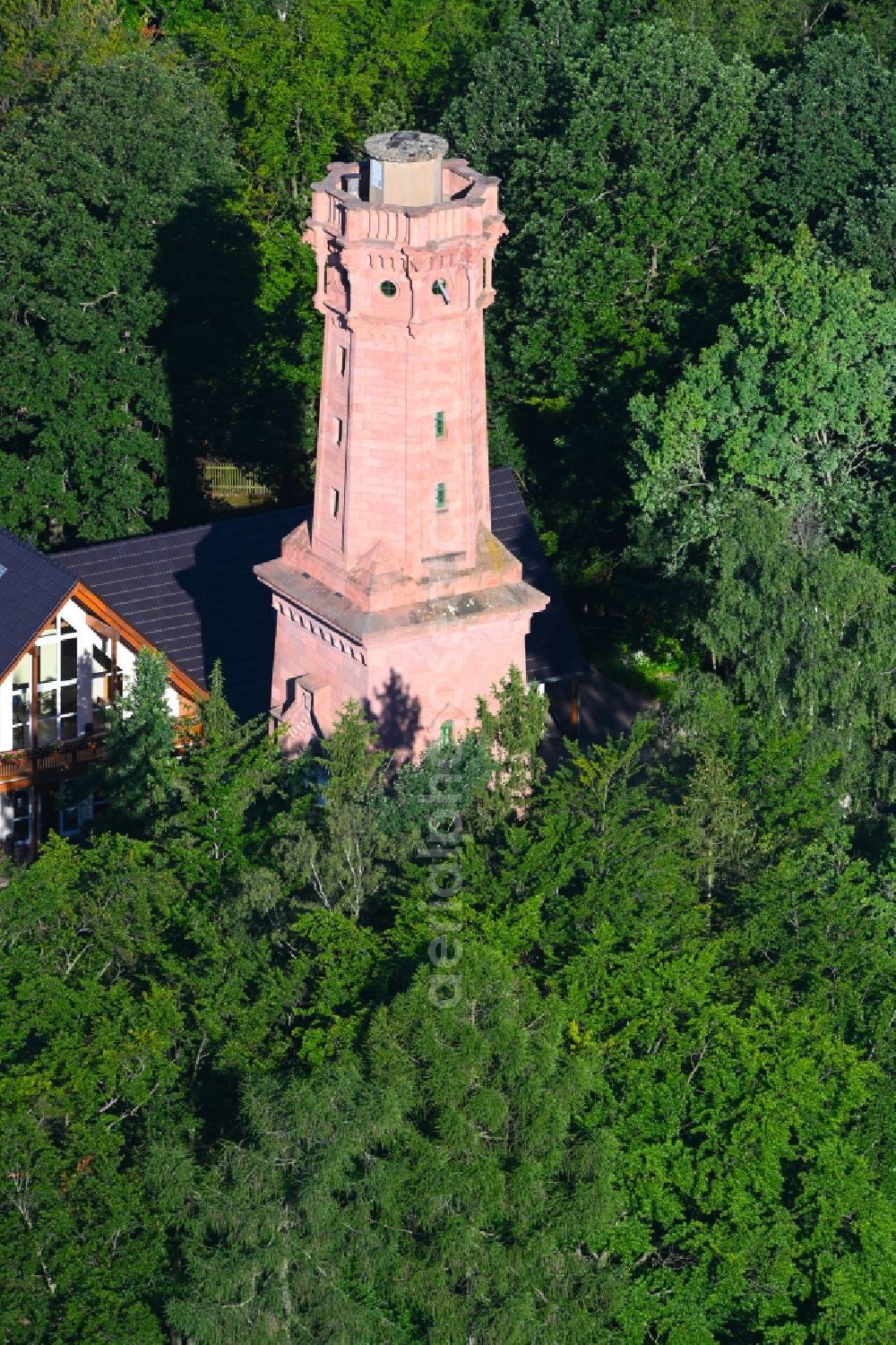 Nosswitz from the bird's eye view: Structure of the observation tower Tuermerhaus on Rochlitzer Berg in Nosswitz in the state Saxony, Germany