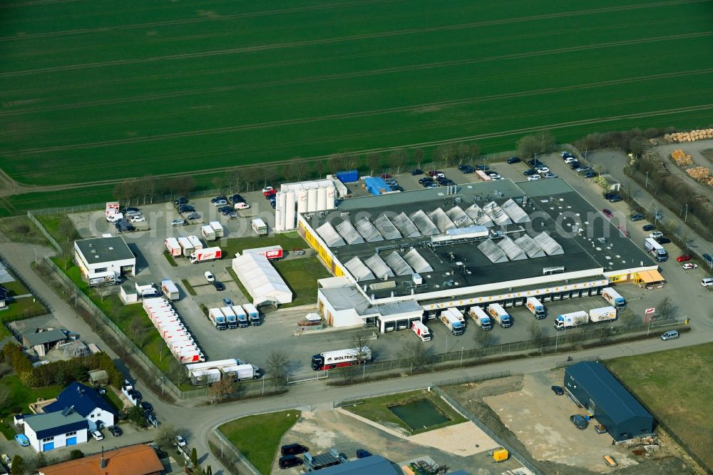 Aerial image Teutschenthal - Building and production halls on the premises of the bakery Schaefer's Brot- and Kuchen-Spezialitaeten GmbH in Teutschenthal in the state Saxony-Anhalt, Germany