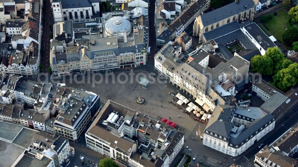 Aerial photograph Bonn - Development with commercial buildings and the former Metropol cinema in Bonn in the state North Rhine-Westphalia, Germany