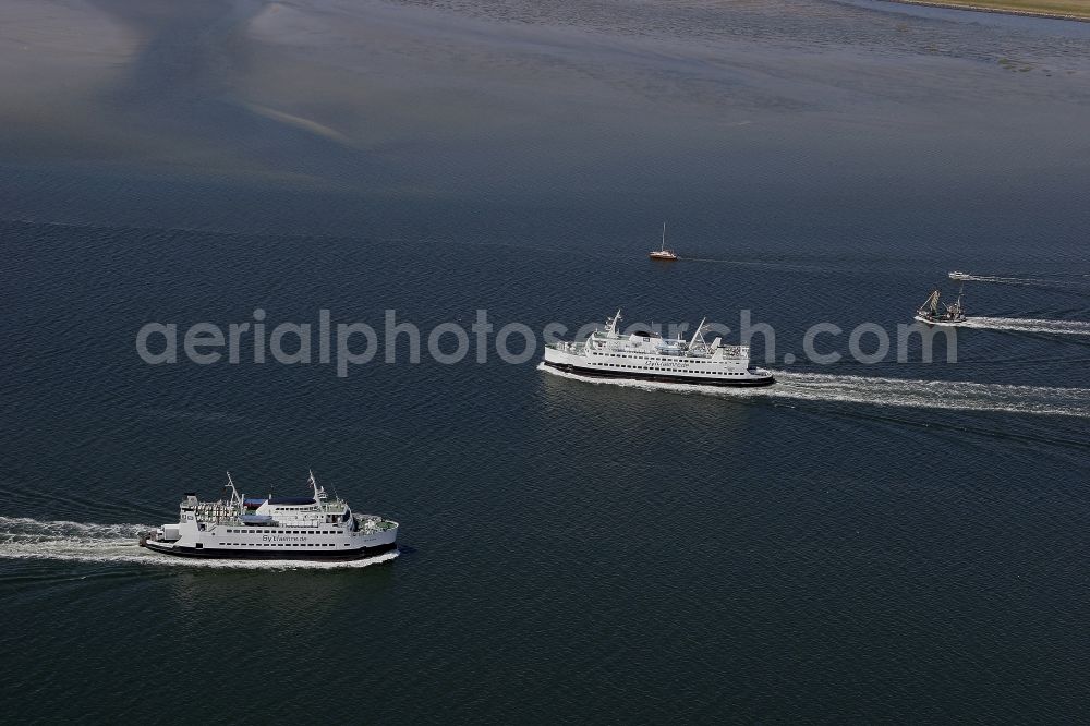 Aerial photograph Havneby - Ride a ferry boat in the Wadden Sea in Havneby in Denmark