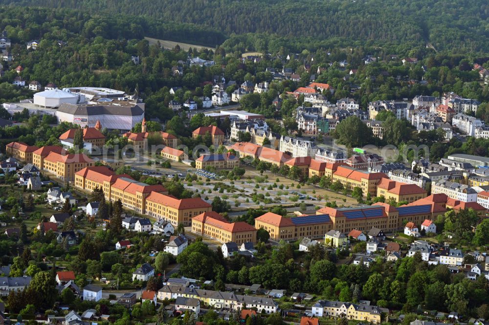 Aerial image Plauen - City administration, authority center and district court as well as office and service industries in the building complex of the former military barracks officers' college (OHS) of the border troops of the GDR on Europaratstrasse in Plauen Vogtland in the state of Saxony