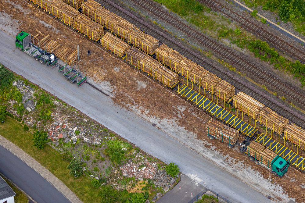 Aerial image Arnsberg - Line range of loading freight station for Holz in the district Wennigloh in Arnsberg at Sauerland in the state North Rhine-Westphalia, Germany