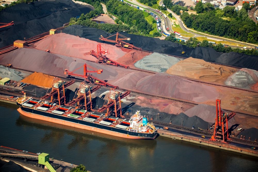 Hamburg from above - Loading zone for sand and bulk material in the harbour in Hamburg in Germany
