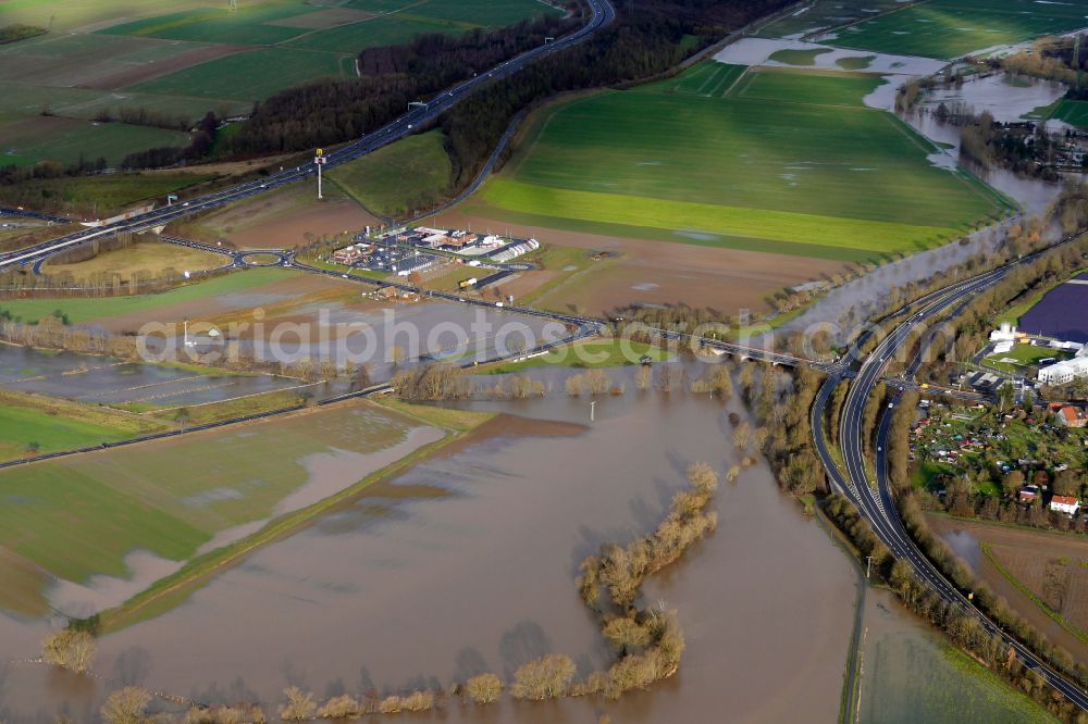 Nörten-Hardenberg from the bird's eye view: Riparian areas and flooded flood meadows due to a river bed leading to flood levels Leine on street L555 in Noerten-Hardenberg in the state Lower Saxony, Germany