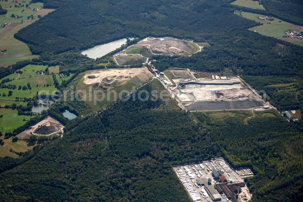 Hünxe from the bird's eye view: Hills and mountain terrain of the dumped landfill of Hermann Nottenkaemper GmbH in Huenxe in the state North Rhine-Westphalia, Germany