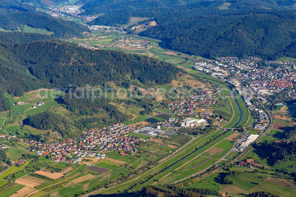 Haslach im Kinzigtal from the bird's eye view: Valley landscape surrounded by mountains in Kinzigtal in Haslach im Kinzigtal in the state Baden-Wuerttemberg, Germany