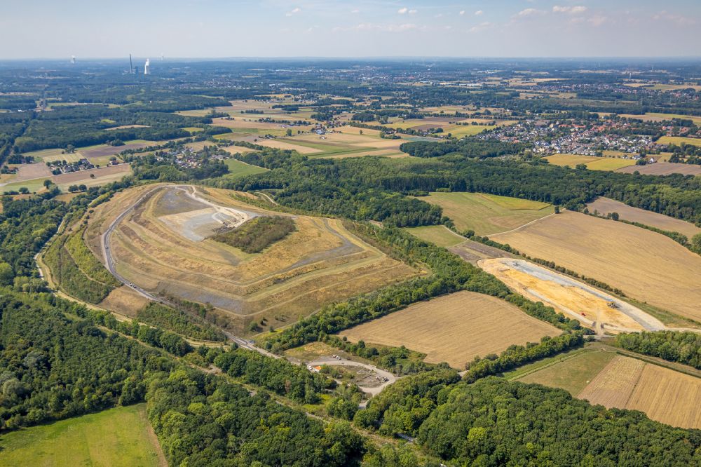 Pelkum from above - Layers of a mining waste dump Baerbel-Park in Pelkum at Ruhrgebiet in the state North Rhine-Westphalia, Germany