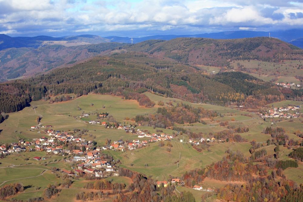 Aerial photograph Zell im Wiesental - Mountainous landscape at the district Gresgen in Zell im Wiesental in the Black Forest in the state Baden-Wurttemberg, Germany