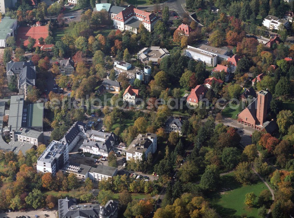 Aerial image Berlin - Blick auf das Areal des Fritz-Haber-Institut der Max-Planck-Gesellschaft am Faradayweg 4-6 in 14195 BERLIN im Bereich der Löhleinstrasse, Hittorfstrasse, Vant-Hoff-Strasse in Berlin-Dahlem.