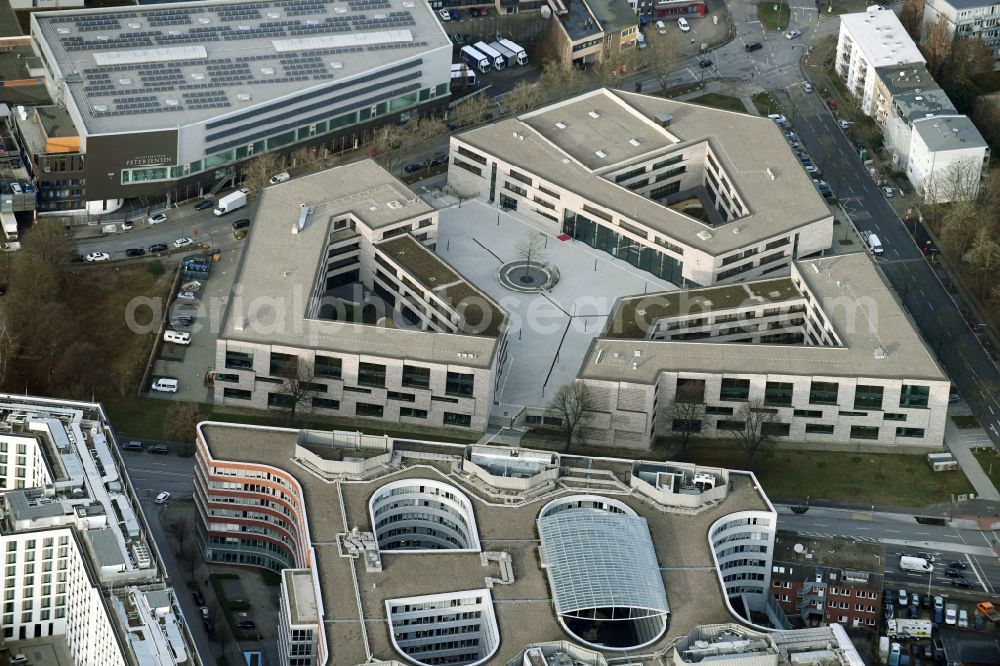 Aerial image Hamburg - New building of a vocational school between Anckelmannstreet and Ausschlaeger Weg in the district Borgfelde in Hamburg