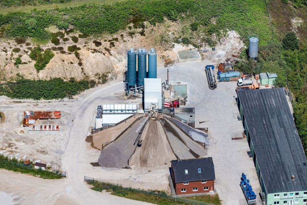 Munckmarsch from the bird's eye view: Mixed concrete and building materials factory of Maron Beton GmbH in Munckmarsch at the island Sylt in the state Schleswig-Holstein, Germany