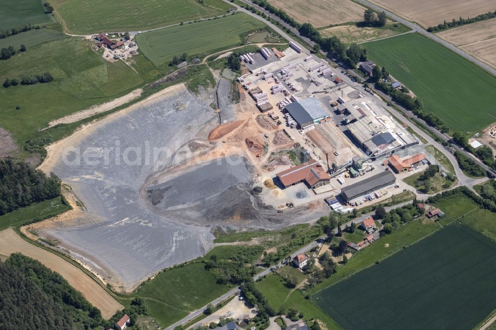 Aerial photograph Vilseck - Mixed concrete and building materials factory of LEIPFINGER-BADER GmbH on Ziegelstrasse in the district Schoenlind in Vilseck in the state Bavaria, Germany