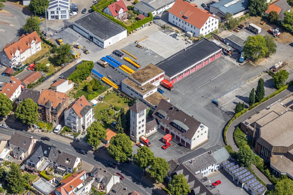 Aerial photograph Werl - Grounds of the fire depot on Grafenstrasse in the district Westoennen in Werl in the state North Rhine-Westphalia, Germany