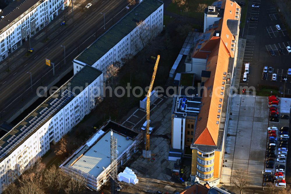 Aerial photograph Leipzig - Grounds of the fire depot Feuer- and Rettungswache on street Goerdelerring in the district Zentrum in Leipzig in the state Saxony, Germany
