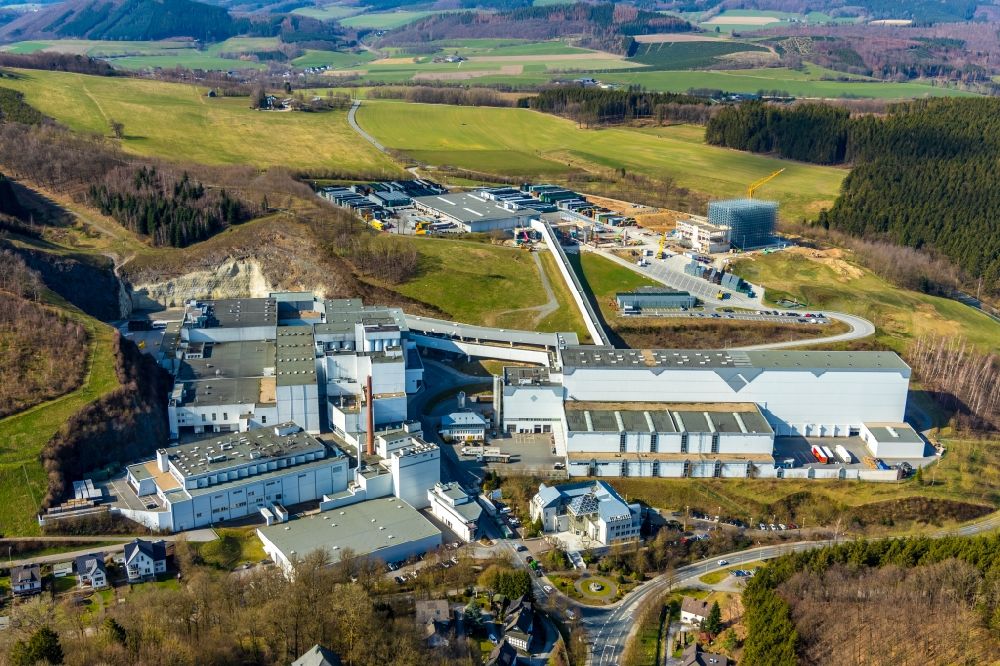 Aerial image Grevenstein - Buildings and production halls on the factory premises of the brewery - Veltinsbrauerei An der Streue in Grevenstein in the state of North Rhine-Westphalia