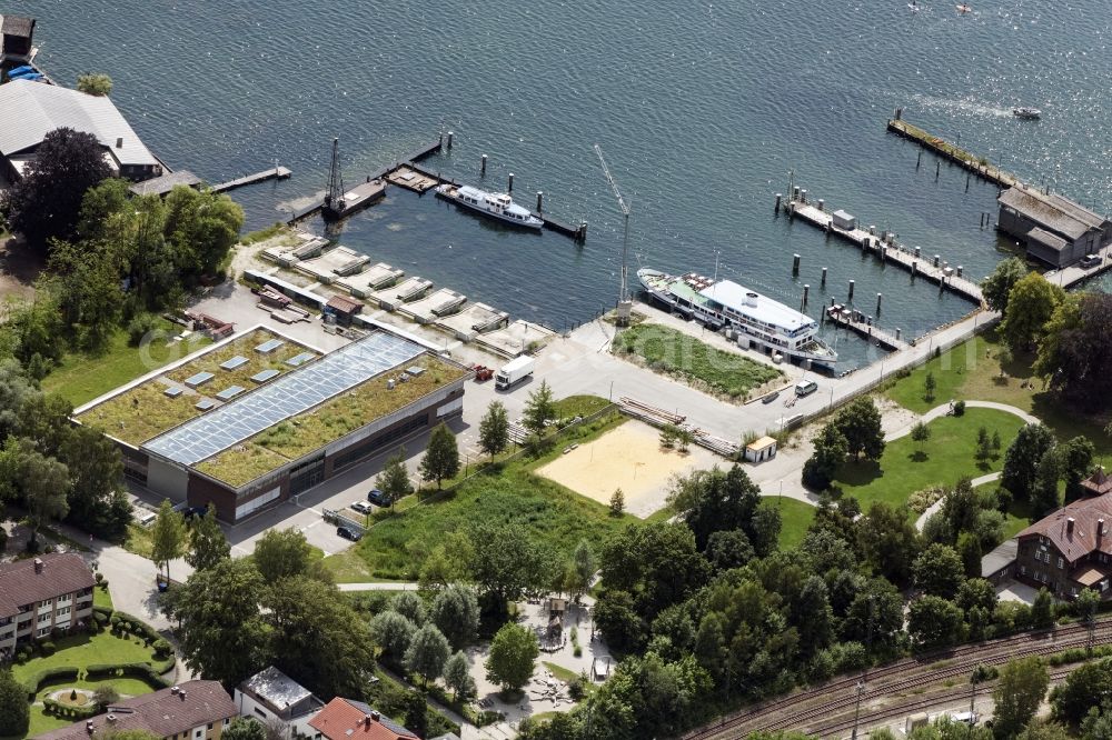 Aerial image Starnberg - Ship moorings at the harbor basin of the inland port for passenger ships and ferries of Bayerische Seenschifffahrt on shore of Starnberger See in Starnberg in the state Bavaria, Germany