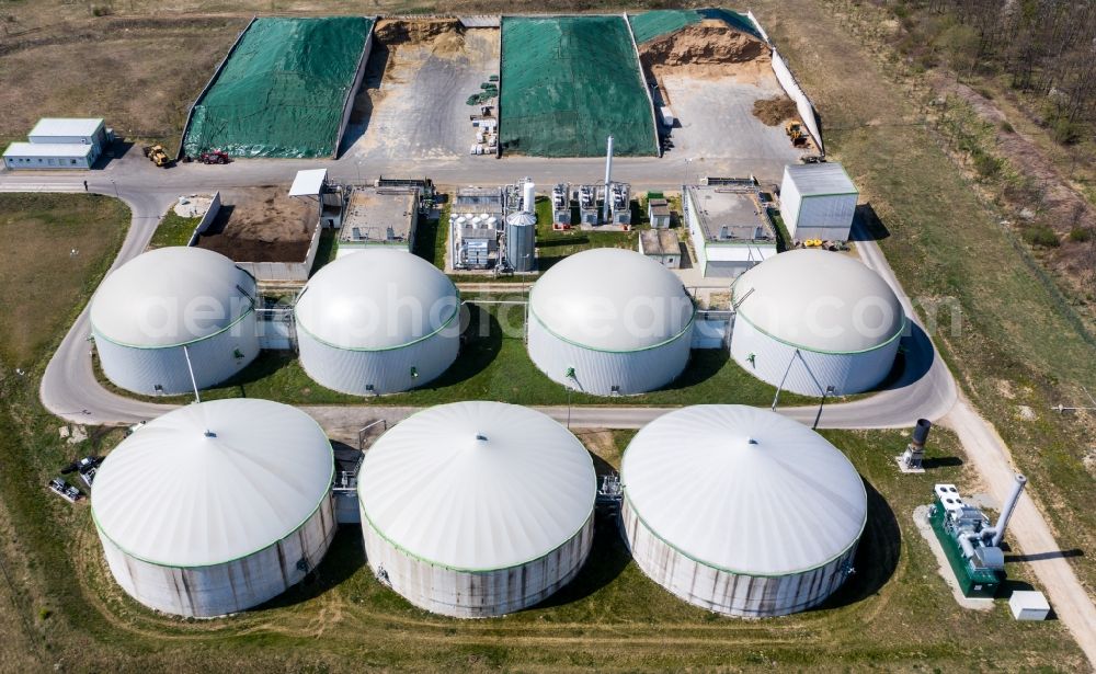 Aerial photograph Menteroda - Biogas storage tank in biogas park of Biomethan Menteroda GmbH in Menteroda in the state Thuringia, Germany