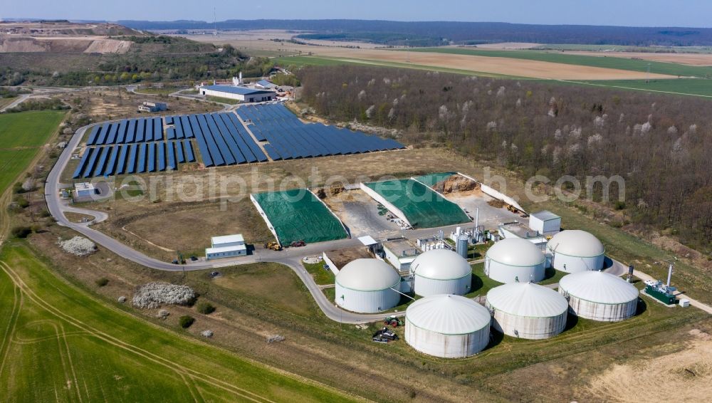 Menteroda from above - Biogas storage tank in biogas park of Biomethan Menteroda GmbH in Menteroda in the state Thuringia, Germany