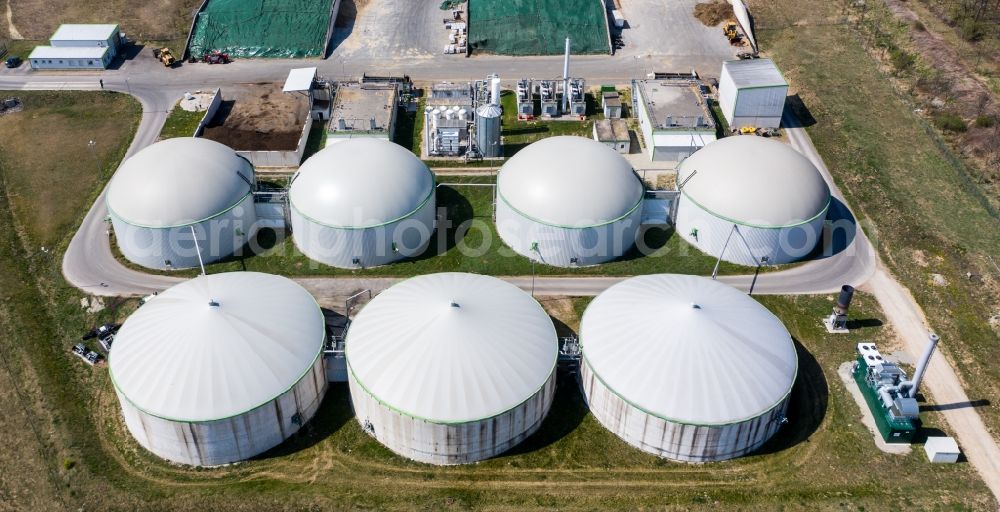 Aerial image Menteroda - Biogas storage tank in biogas park of Biomethan Menteroda GmbH in Menteroda in the state Thuringia, Germany