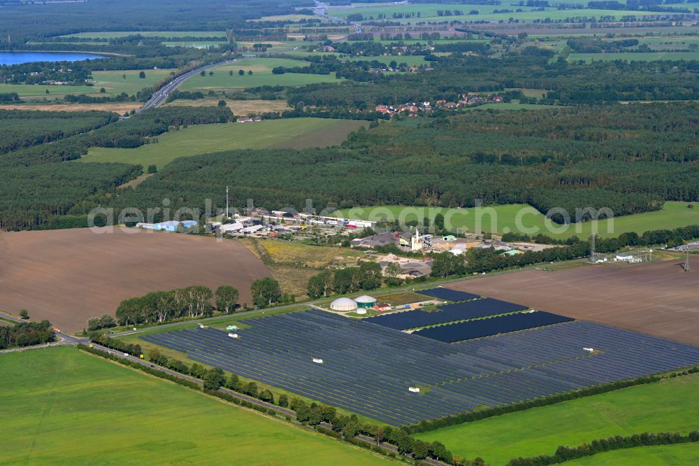 Aerial photograph Brenz - Biogas storage container in the biogas park Biogas Produktion Brenz GmbH and solar field in Brenz in the state Mecklenburg - Western Pomerania, Germany