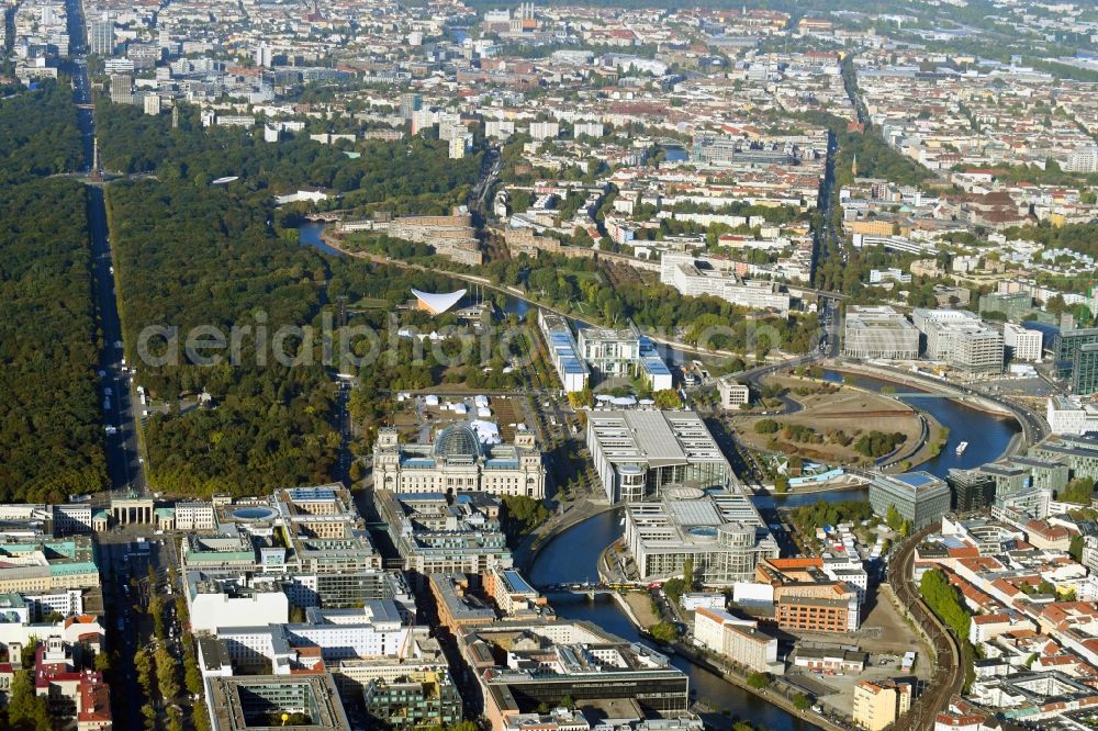 Berlin from the bird's eye view: Chancellor's Office opposite the house of the Swiss Embassy in the government district on the banks of the River Spree in Berlin Tiergarten