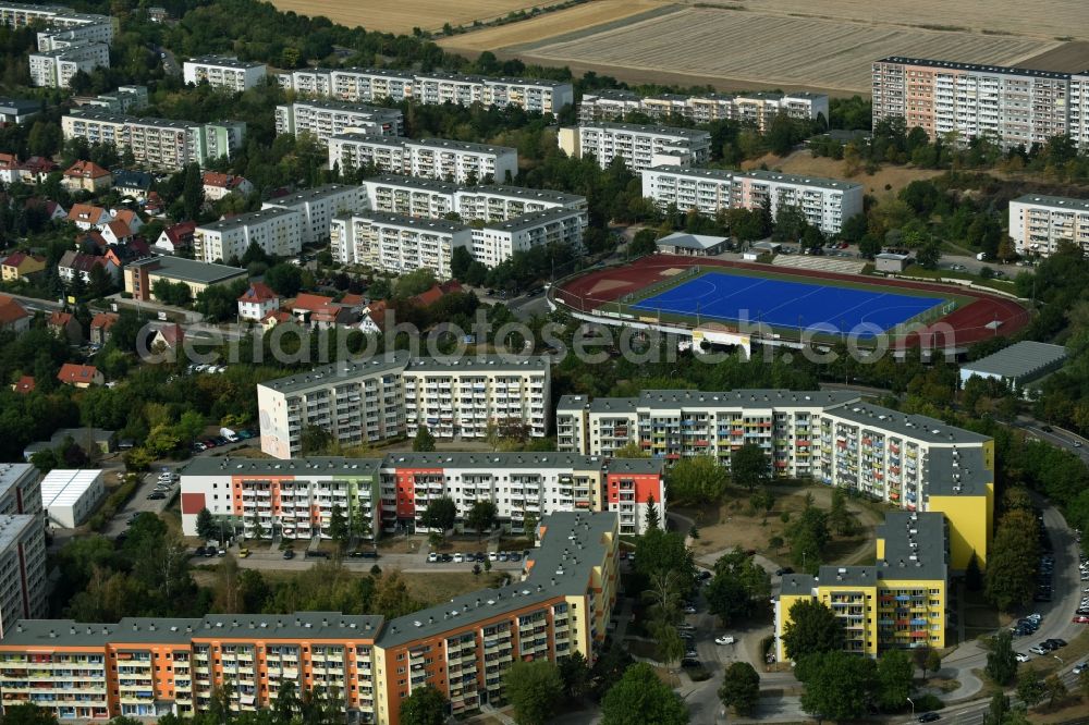 Aerial photograph Erfurt - Green colored tennis sports complex - Sportplatz Kaufland Stielerstrasse in Erfurt in the state Thuringia