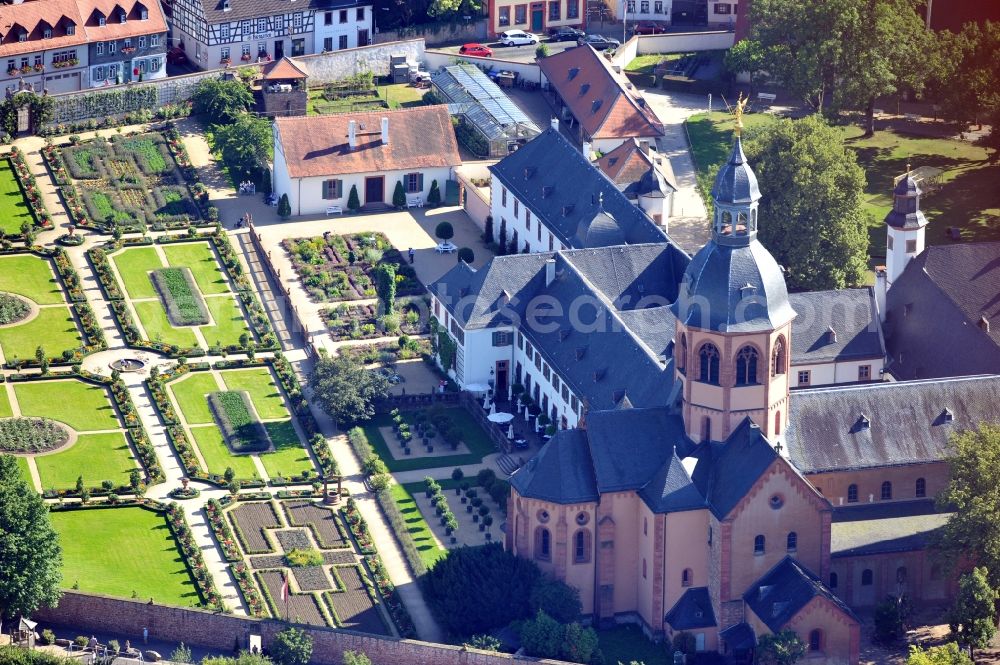 Seligenstadt from the bird's eye view: View of the Basilica of St. Marcellinus and Peter in Seligenstadt in Hesse. It is the remains of a monastery that was founded in 834, and has a garden. After secularization of the abbey in 1803, the Basilica became a catholic parish church in 1812