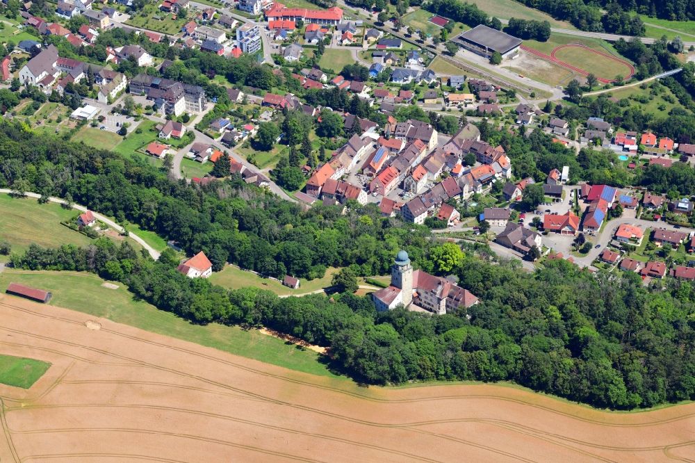 Aerial photograph Stühlingen - Castle of Hohenlupfen and cityscape of Stuehlingen in the state Baden-Wuerttemberg, Germany
