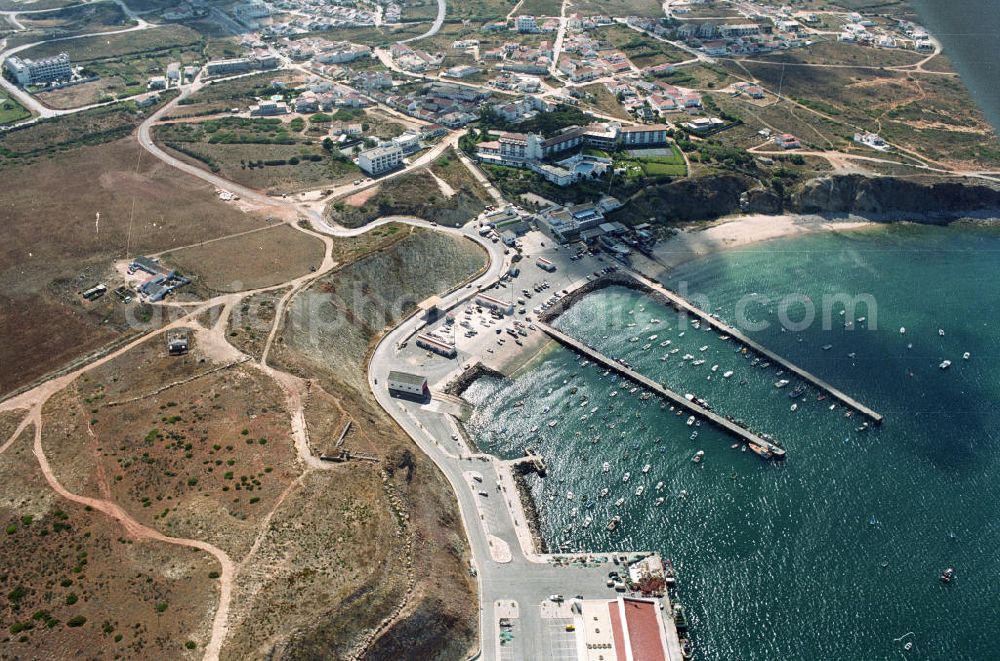 Aerial image Ponta de Sagres - Blick auf den am östlichen Stadtrand gelegenen Yachthafen Sagres an der Algarve in Portugal