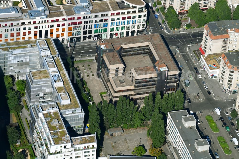 Aerial image Berlin - Embassy buildings and grounds of the Diplomatic Mission Botschaft of Tschechischen Republik on Wilhelmstrasse in Berlin, Germany