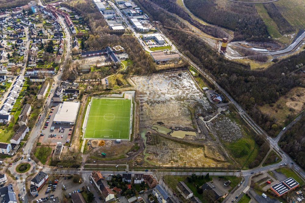 Gladbeck from above - Fallow area between Welheimer Strasse, Sportplatz and Bruesseler Strasse in the district of Brauck in Gladbeck in the state North Rhine-Westphalia, Germany