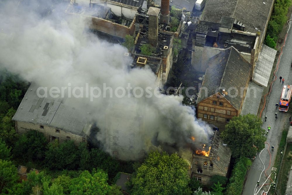 Allstedt from above - Fire Ruin the buildings and halls of the old factory Am Gehren in Allstedt in the state Saxony-Anhalt, Germany