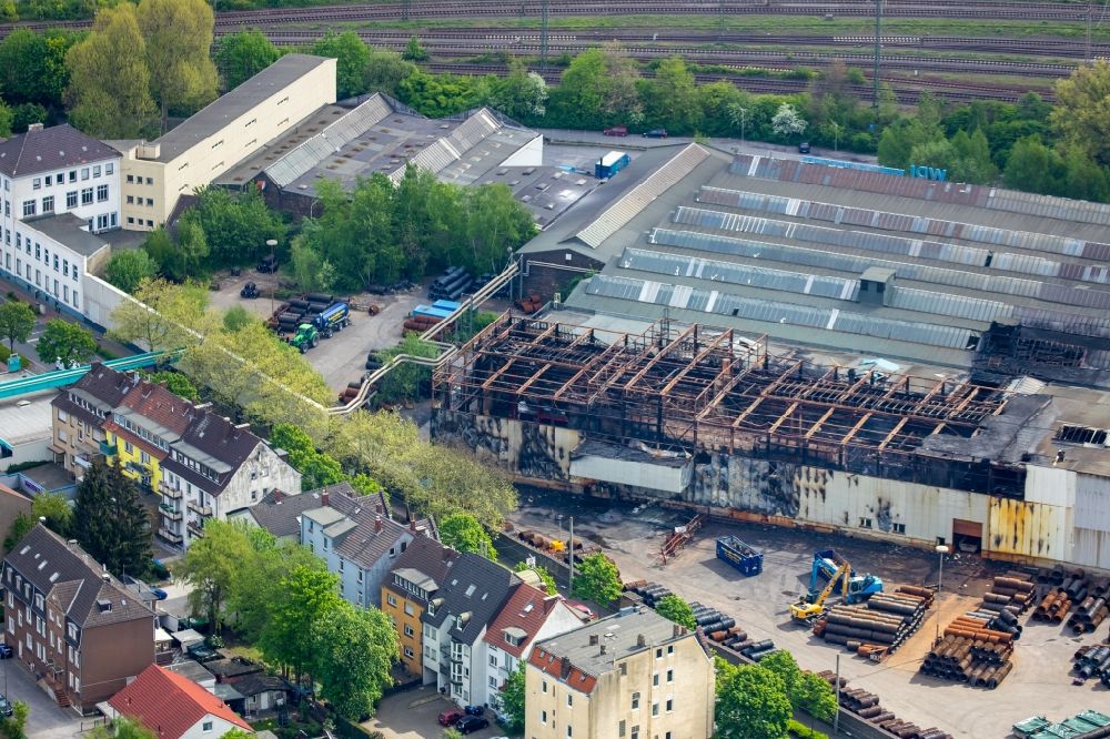 Aerial photograph Hamm - Dismantling the Fire Ruin the buildings and halls of the WDI - Westfaelische Drahtindustrie GmbH in Hamm in the state North Rhine-Westphalia, Germany